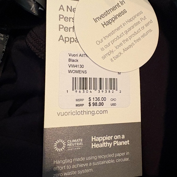 NWT Vuori AllTheForm™ Legging, size M - Picture 6 of 8